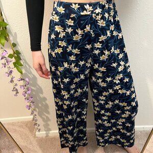 Vivien Flowy Floral Pants